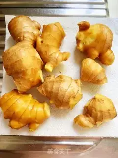 Make Homemade ginger mag and black ginger step 1