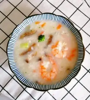 Make Bones soup, seafood step 5