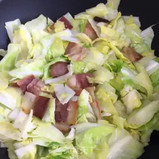 Make Bacon and cabbage step 4