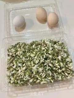 Make Scrambled eggs step 0