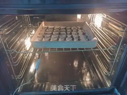 Make Simulate melon souffles step 15