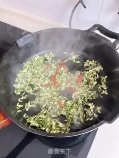 Make Scrambled eggs step 3