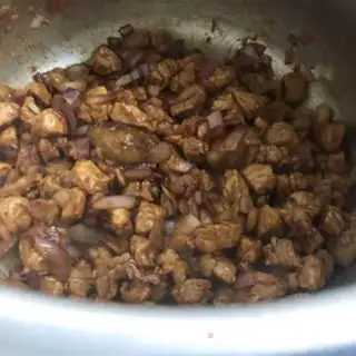 Make Pork potato curry step 4