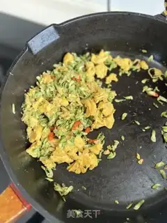 Make Scrambled eggs step 4