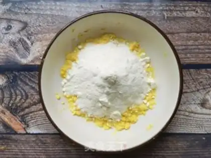 Make Milky-painted corn step 3