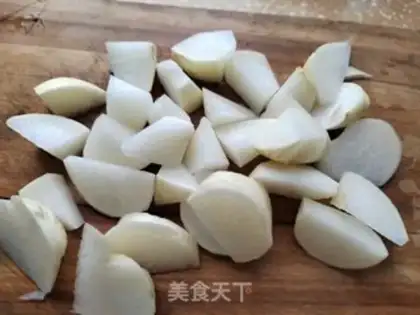 Make Clean up the radish steak soup step 2
