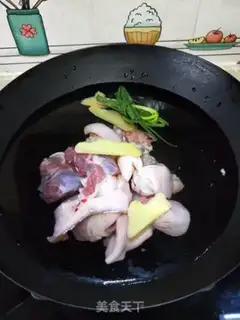 Make Skinny pig feet step 0