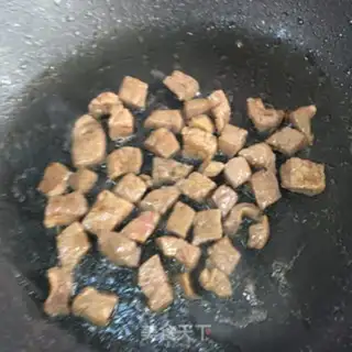 Make Beef pelt and potatoes step 2