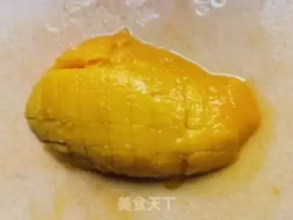 Make Bacon Mango toast root pizza step 2