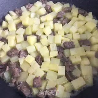 Make Beef pelt and potatoes step 4