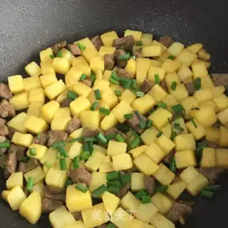 Make Beef pelt and potatoes step 7