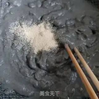 Make Black Sesame pecan salsin step 3