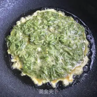 Make Fried eggs step 5