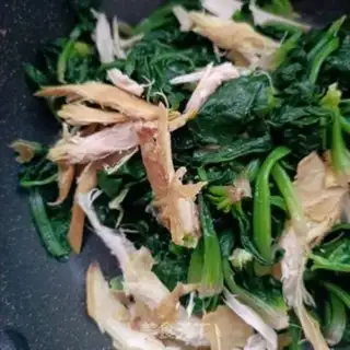 Make Spinach with pepper chicken step 10