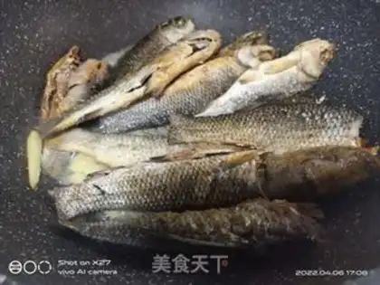 Make Dry fish step 2