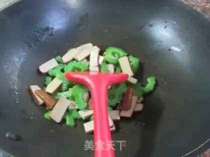 Make Scrambled eggs step 5