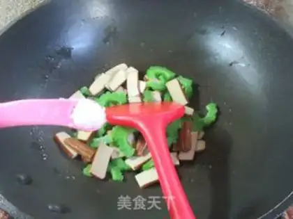 Make Scrambled eggs step 6