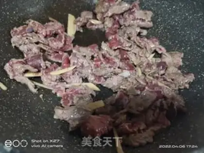 Make Onion beef step 1