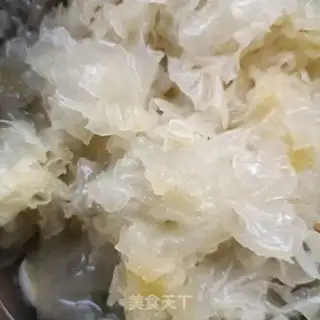 Make The radish and the silver ear step 0