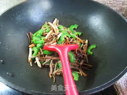 Make Scrambled with tea and mushrooms step 8