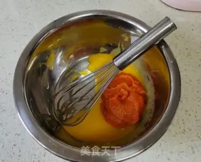 Make Pumpkin varnish cake step 2