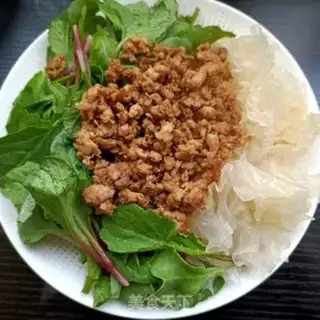 Make The radish and the silver ear step 9
