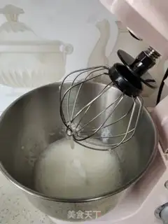 Make Pumpkin varnish cake step 7