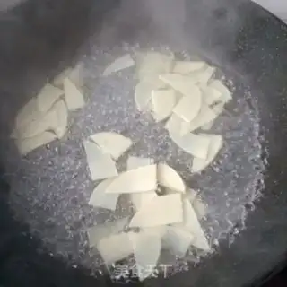 Make Go back to the chow step 1