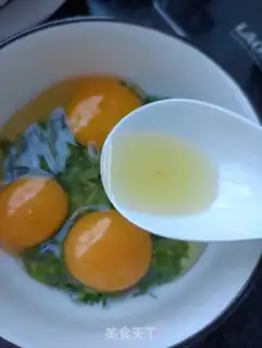 Make Blondie eggs step 4