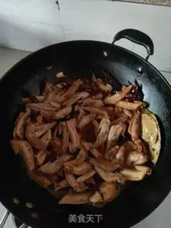 Make The point of the red chicken step 3