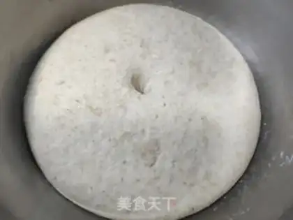 Make All-eat pork gravy buns step 4