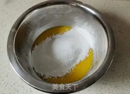 Make Six-inch steam cake step 4