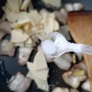 Make Go back to the chow step 8