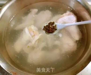 Make Home chicken wings step 1