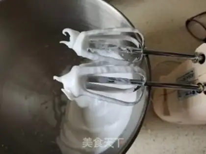 Make Six-inch steam cake step 8