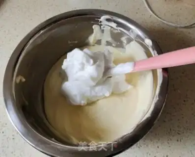 Make Six-inch steam cake step 10