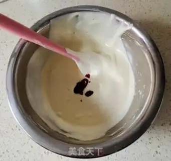 Make Six-inch steam cake step 12