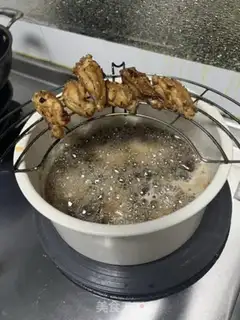 Make Fry wings step 3