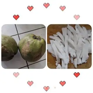 Make Coconut-dry date chicken soup step 2