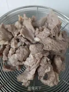 Make A fragrance with donkey step 15