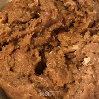 Make Black pepper pork step 1