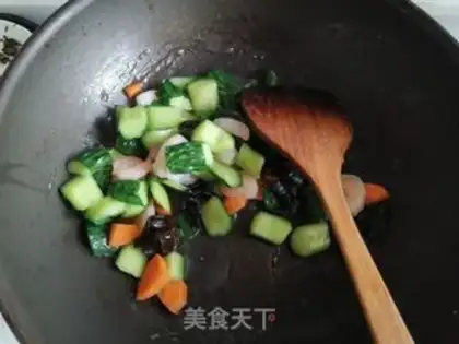 Make cucumber shrimp step 5
