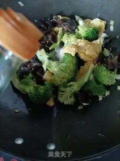 Make Cracker eggs step 11