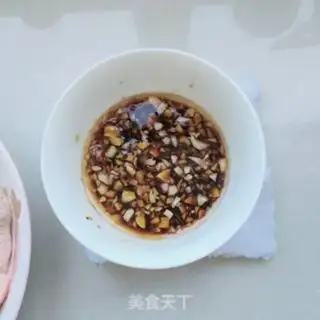 Make Garlic steamed chicken wings step 2