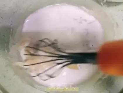 Make Cake with your hips step 1