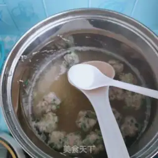 Make ♪ Champagne and lamb meatball soup ♪ step 8
