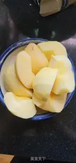 Make Ling Chi apple chop soup step 2