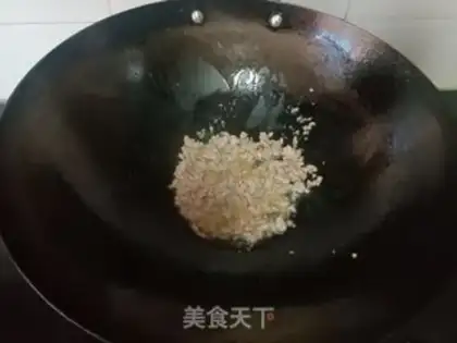 Make Carrot sauce noodles step 1