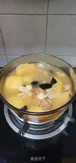 Make Ling Chi apple chop soup step 4