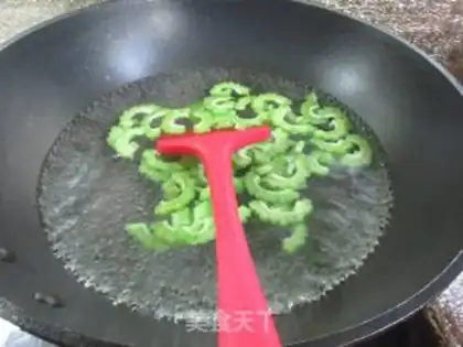 Make Shrimp-dry-dried eggs step 5